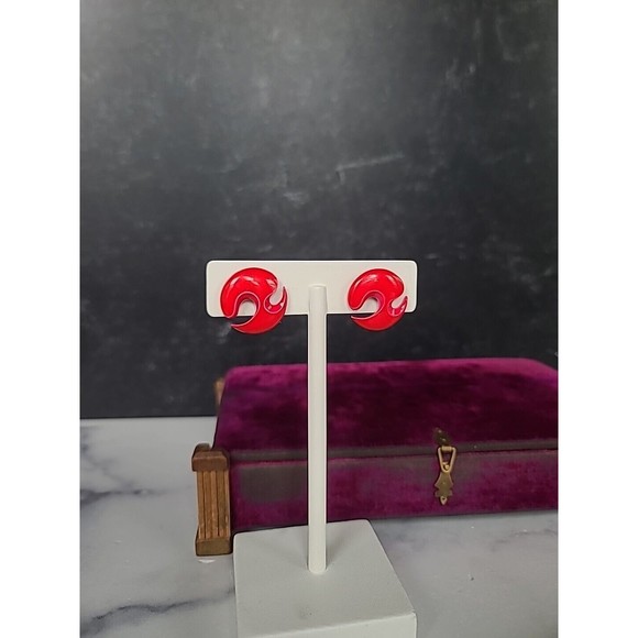 Vintage Red And Pink Abstract Pierced Earrings - Picture 9 of 10